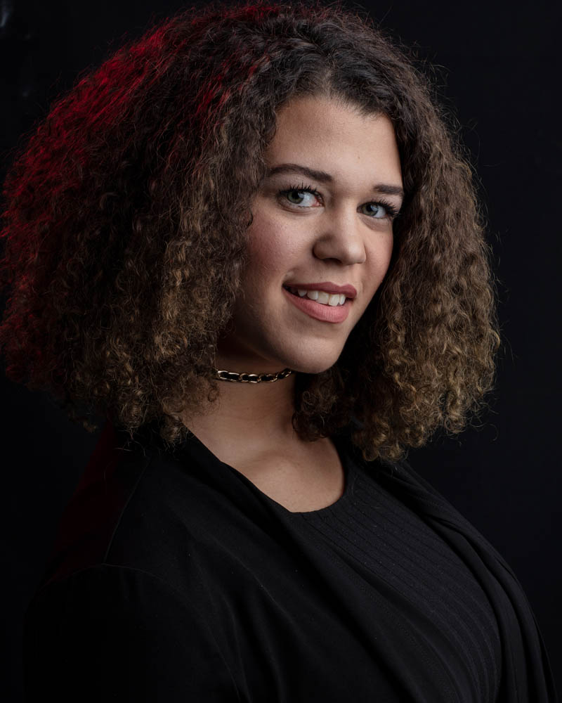 beauty shop model portrait hair style