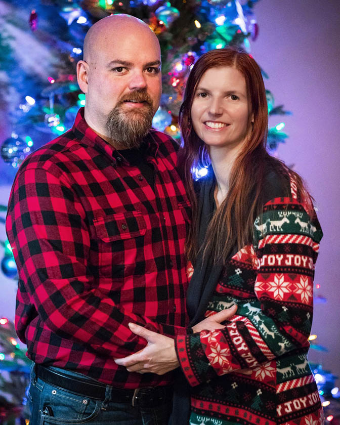 family portrait north oregon by Christmas tree
