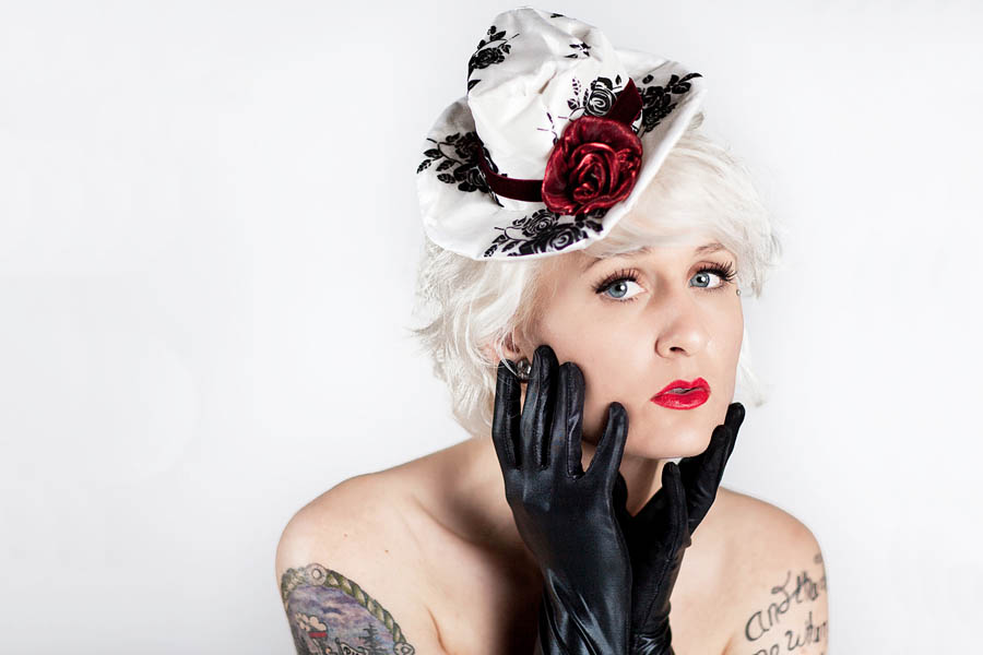 portrait oregon fashion model wearing hat and gloves